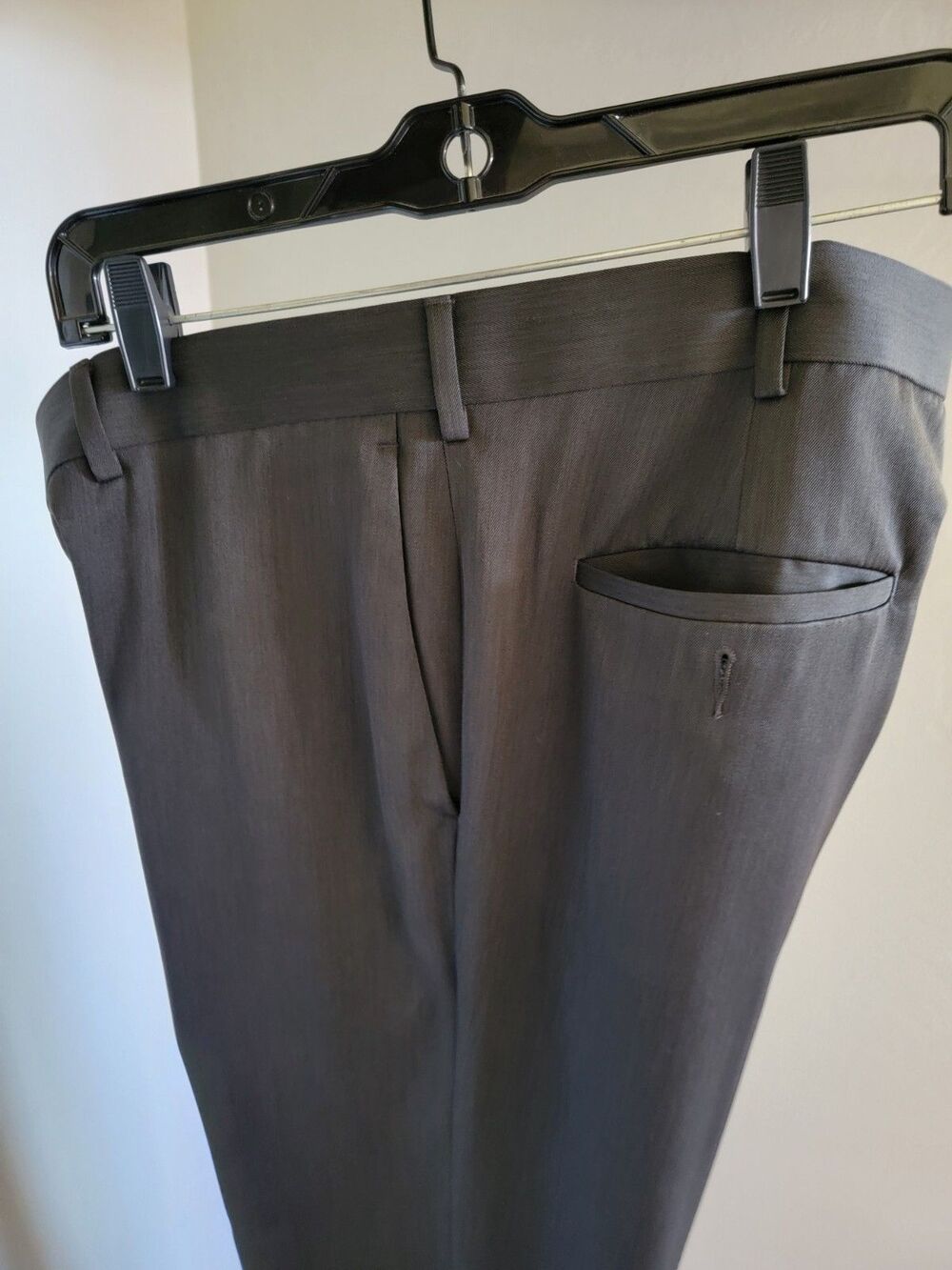 Men’s Dress Axist Pants Gray Slacks 38x32 Flat Front Polyester Career Workwear